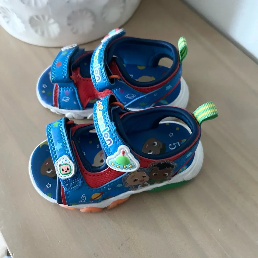 Cocomelon Kids Size 5 Colorful Velcro Sandals with Cartoon Characters